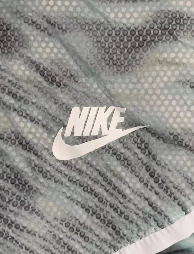 Nike Tech Hyperfuse Hooded Windrunner Jacket Wome… - image 7