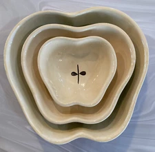 Vintage Set of 3 Nesting Apple Shaped Bowls