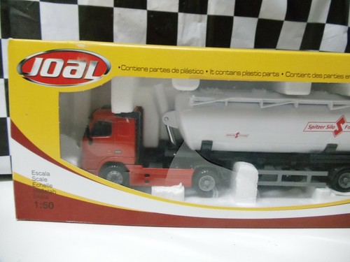 VOLVO FH12 TRACTOR ARTICULATED BULK POWDER TRANSPORTER DIE-CAST 1/50 JOAL - Picture 12 of 12
