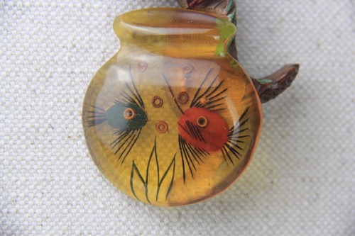 Rare Wood Cat and Reverse Carved Apple Juice Bakelite Fish Bowl Pin - Picture 3 of 15