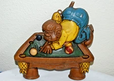 VINTAGE 1971 Metal Sexton Wall hanging Man shooting Pool Man Cave Hunt USA