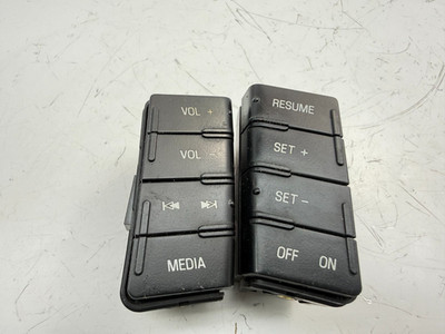 2006-2009 FORD FUSION STEERING AUDIO RADIO CRUISE CONTROL SWITCH OEM