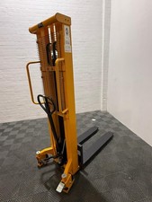 EFS1030 Manual High Lift Hydraulic Pallet Stacker 1000kg lift 3000MM 3M LIFT
