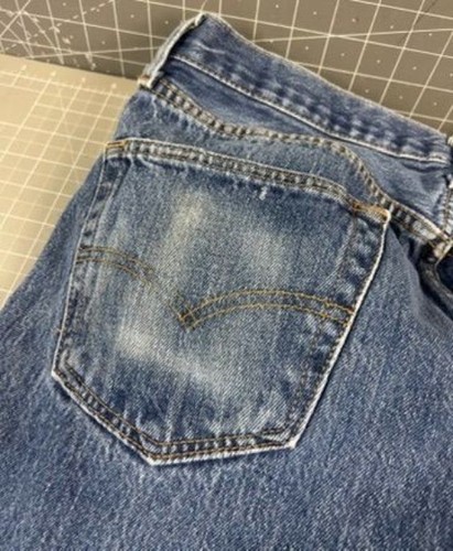 Levi's 501XX Button Fly Indigo Denim Jeans Naturally WORN 33x34 - Picture 12 of 12