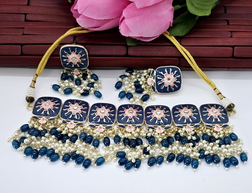 Kundan Statement Choker Necklace With Earrings Set - Afbeelding 1 van 7