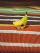 Shopkins Season 6 Chef Club #6-013 Buncho Bananas - Great Condition Adorable Fig
