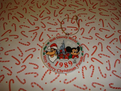 Walt Disney World 1989 muy feliz Navidad desfile adorno - Imagen 2 de 6