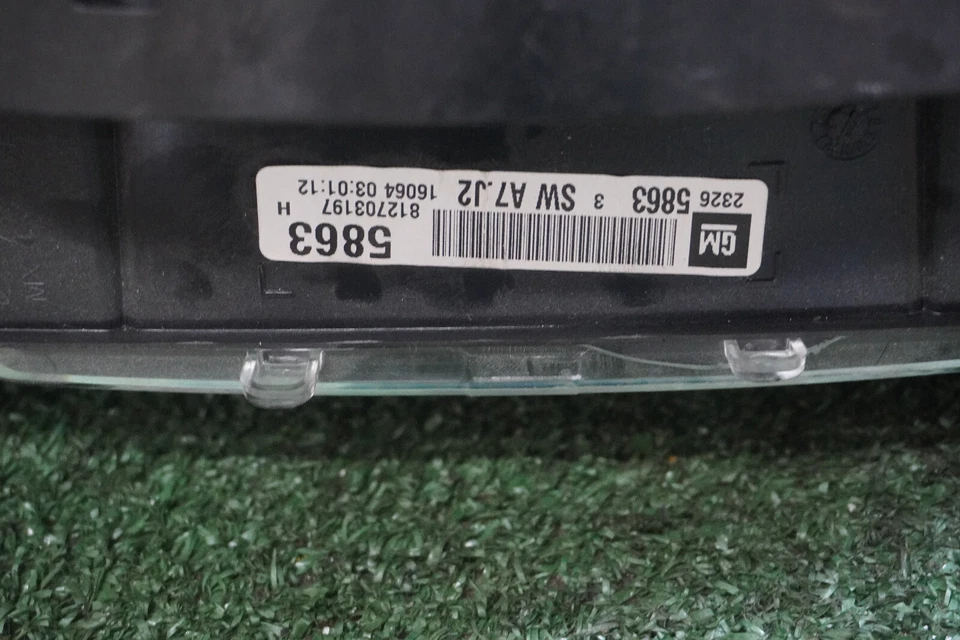 Chevrolet Equinox 2015 2016 velocímetro calibre grupo fabricante de equipos originales kilometraje sin circular 23265863 Foto 3 de 4