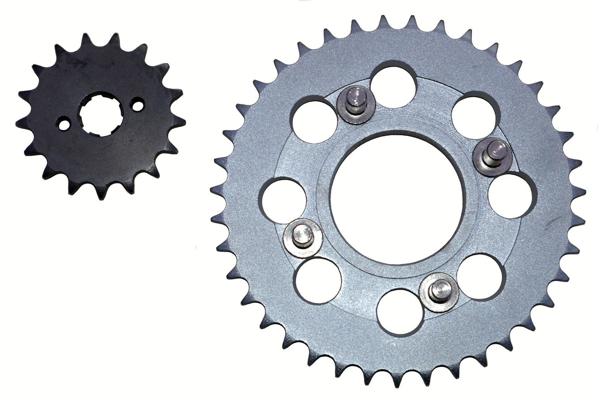 Honda CD175 sprocket set, front & rear, good quality 17/39 (1971