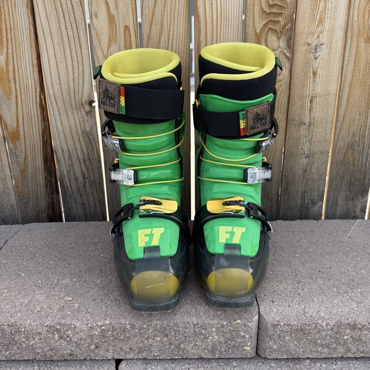 FULL TILT BOOTER 3-Piece Freestyle Alpine Ski Boots 29.0 Rasta