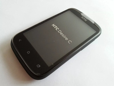 HTC DESIRE C 4GB BLACK NEU-VIELE EXTRAS-OHNE SIMLOCK-RECHNUNG-DHL VERSAND
