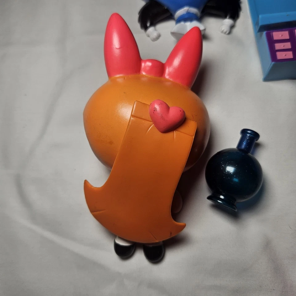 Trendmasters 2000s Powerpuff Girls Blossom Laboratory Playset & Bubbles Plush - Image 4 of 4