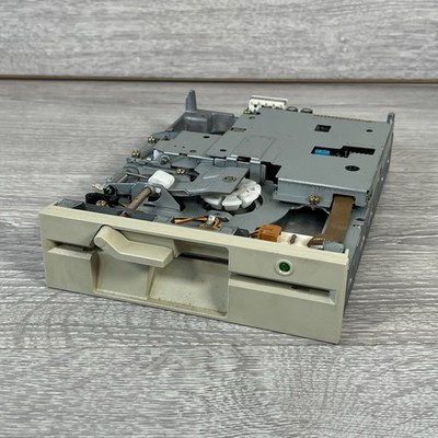 Sankyo DFE222A10 A 5,25'' Diskettenlaufwerk intern Vintage ungetestet Ersatzteile