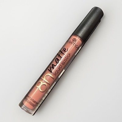 essence 8h Matte Liquid Lipstick Lippenstift 04 Rosy Nude hellbraun 2,5 ml