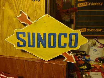 VINTAGE RARE SUNOCO GASOLINE ARROW PORCELAIN METAL SIGN AUTOMOBILE MOTORCYCLE
