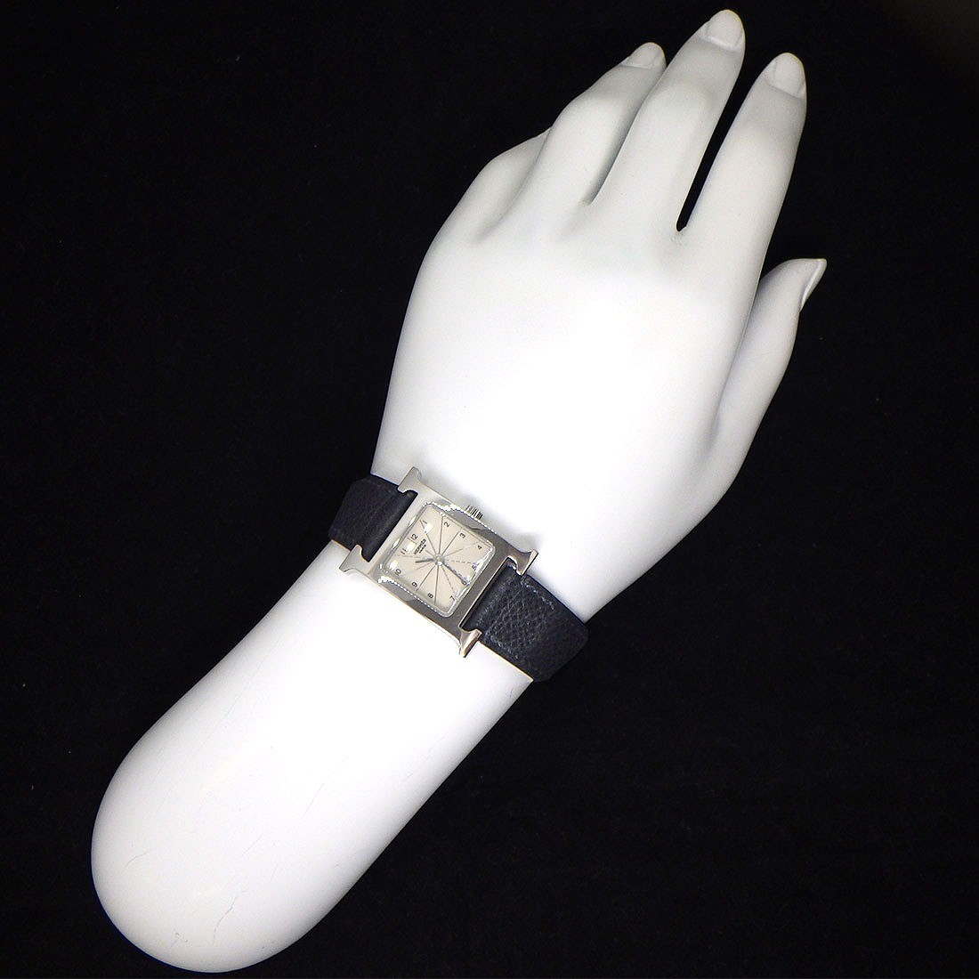 HERMES Watch H Watch PM HH1.210 Ivory Guilloche Dial SS  display picture 3