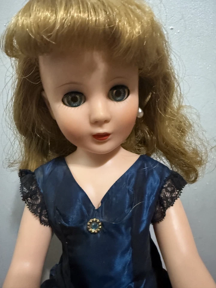 VESTIDO DE TAFETÁN AZUL TINTA TONI SOPHISTICATE SUE, 1958, CARÁCTER AMERICANO E1 Foto 2 de 4