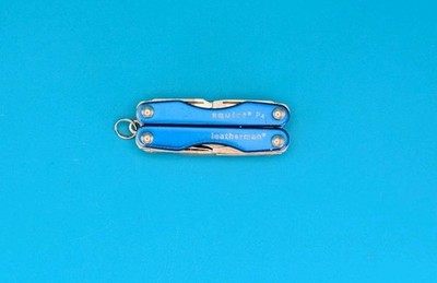 Leatherman Squirt P4 Multi-Tool, Key Ring, Retired, BLUE!