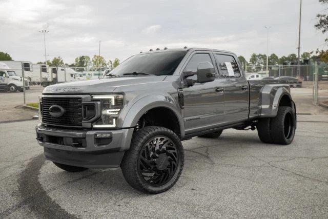 2022 Ford F-450 Super Duty Limited Pickup 4D 8 ft - Image 2 of 4