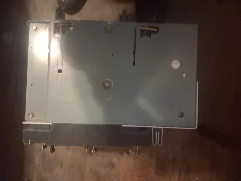 Allen-Bradley 2100 series Motor Control Center (MCC) dual breaker feeder... - Image 2 of 4
