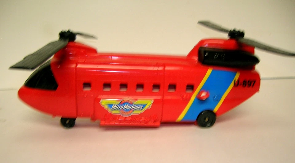 Vintage 1989 Galoob Micro Machines Transport Chopper Helicopter Red U-897  10" - Image 3 of 4