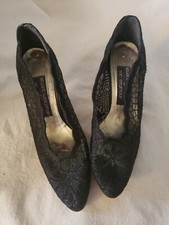 VINTAGE STUART WEITZMAN FOR MR. SEYMOUR WOMEN'S BLACK LACE KITTEN HEEL PUMP 6 AA