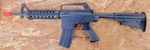 Crosman Stinger R34 Airsoft Rifle w/ magazine, works
