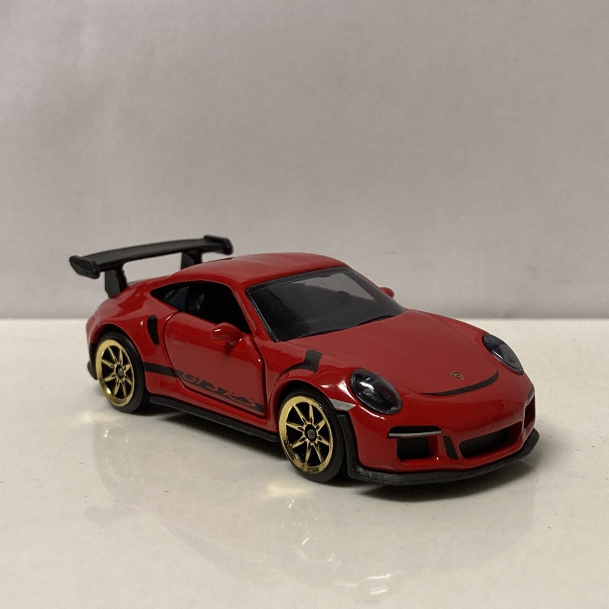 トイラジコン 1/16  PORSCHE 911 GT3RS RED BULL Nikko 1:16 Radio Control Porsche 911 Red Bull GT3 RS