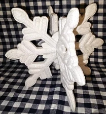 ALL NEW Glitter Snowflake 3-Wick Candle Pedestal Holder Bath & Body Works