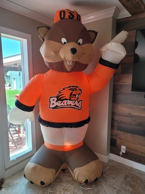 Vintage old school Benny the Beaver 8ft blow up mascost with tie downs