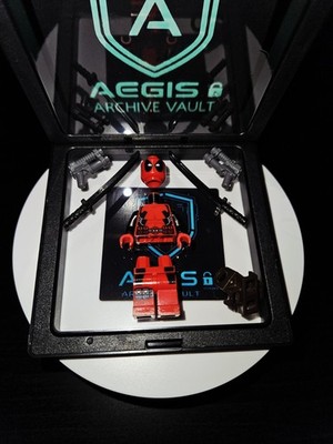 LEGO Deadpool Minifigure SH0032 Marvel Super Heroes Brand New Never Assembled
