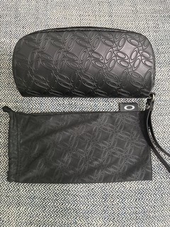 Oakley Sunglasses Semi Hard Case Black Zipper and Soft Case