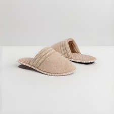 Muk Luks NWT Women's Lg 9-10 Cathy Tan/ Soft Slippers Cushion Mukluks Open Back