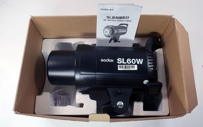 Godox SL-60W 5600K Daylight Studio Continuous LED Video Light w/ Remote ~ Nice!