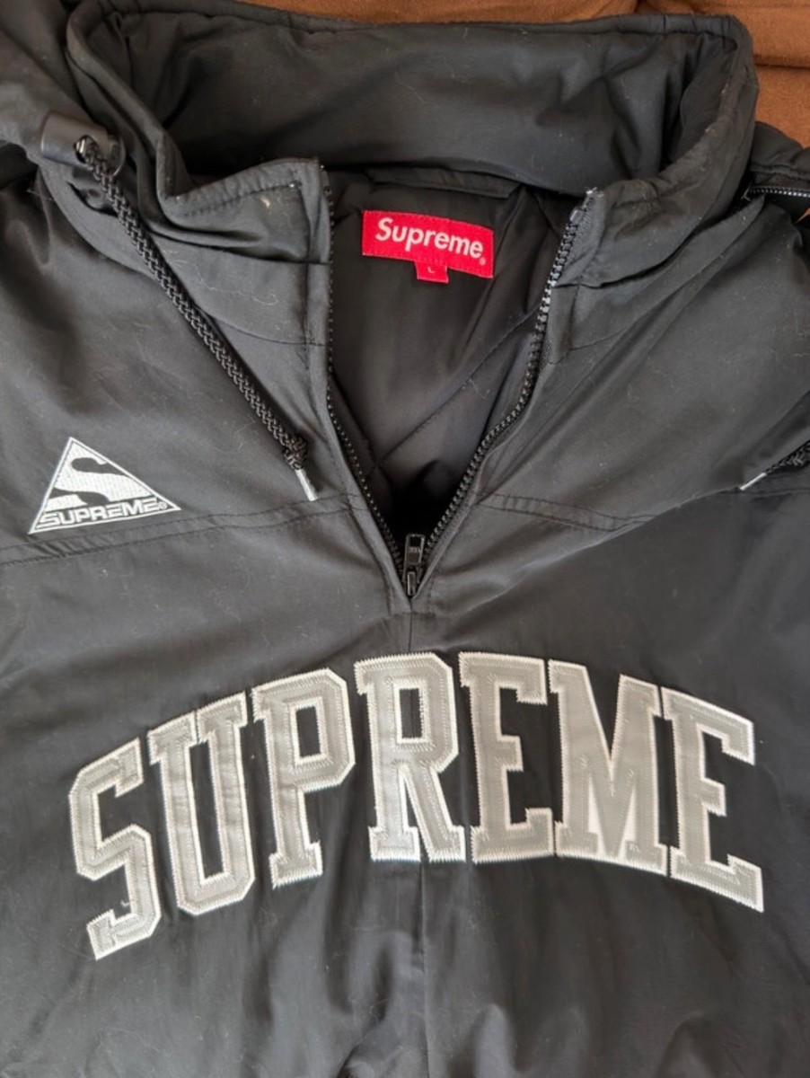 Large Supreme Puffy Hockey Pullover Jacket quarter zip removable