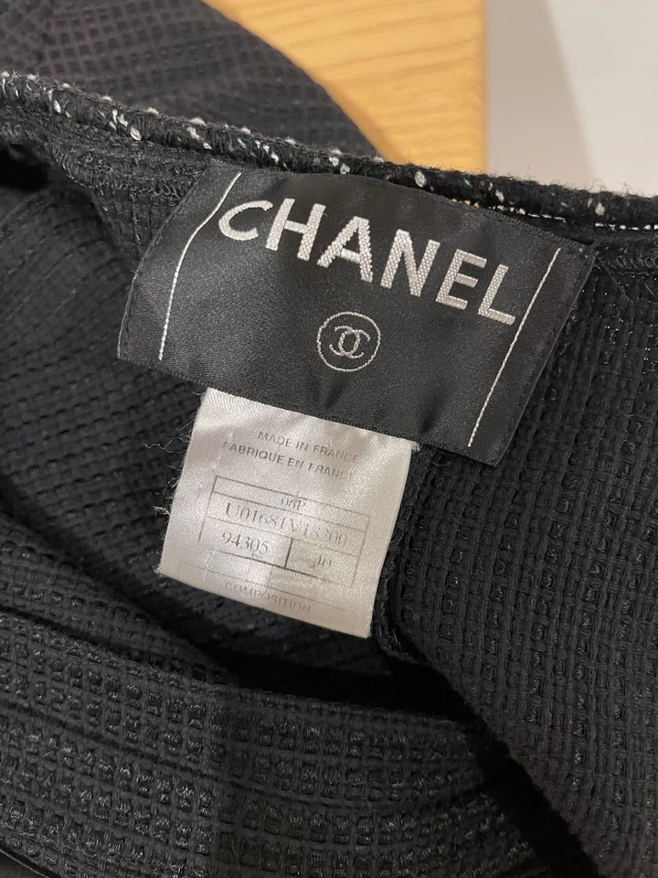 Auténtica chaqueta corta vintage CHANEL Paris, negra, talla 40 Foto 4 de 4