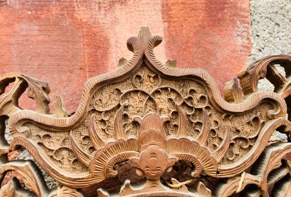 Marco de fotos comercial de China de la década de 1860 con talla de murciélago de Golden State Clipper Ship Foto 4 de 4