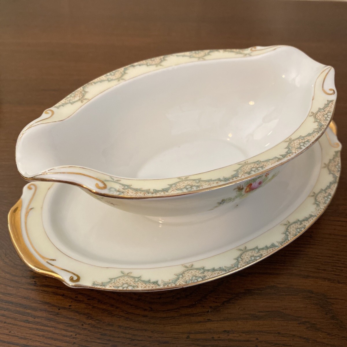 Vtg Gravy Boat w/Underplate Celebrate Japan Tan/Green Edge Floral