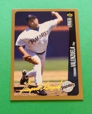 1996 Collector's Choice Gold Signature Parallel Fernando Valenzuela #299 El Toro