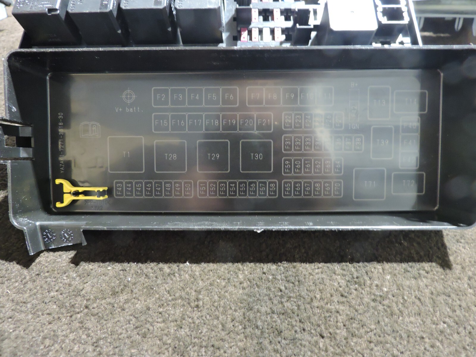 2014-17-maserati-ghibli-trunk-fuse-relay-junction-box-670008595-ebay