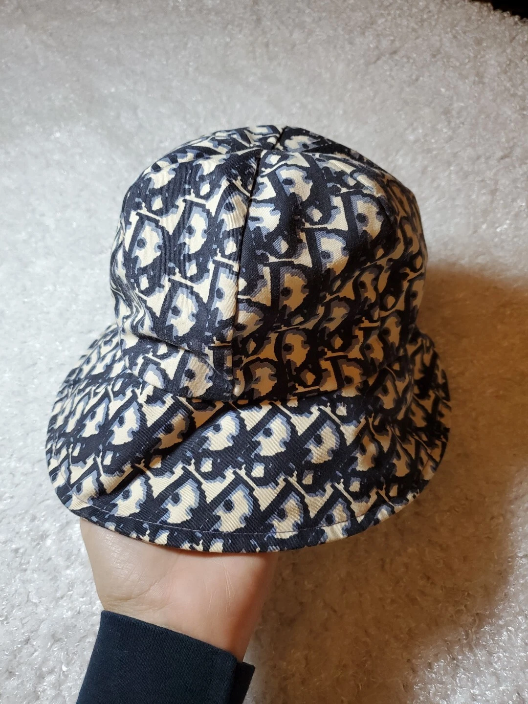 Chapeau seau Christian Dior vintage