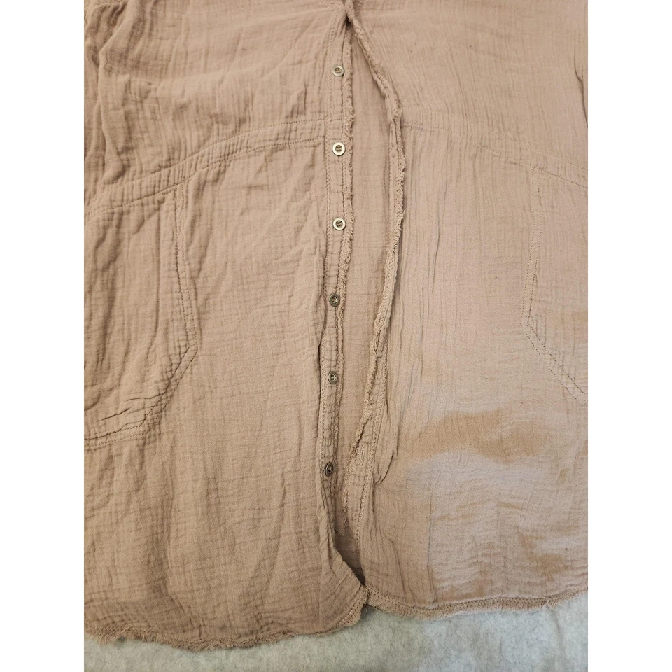 We The Free Shirt Womens Large Brown Crinkle Button Down Blouse Pocket Boho - Image 4 of 4