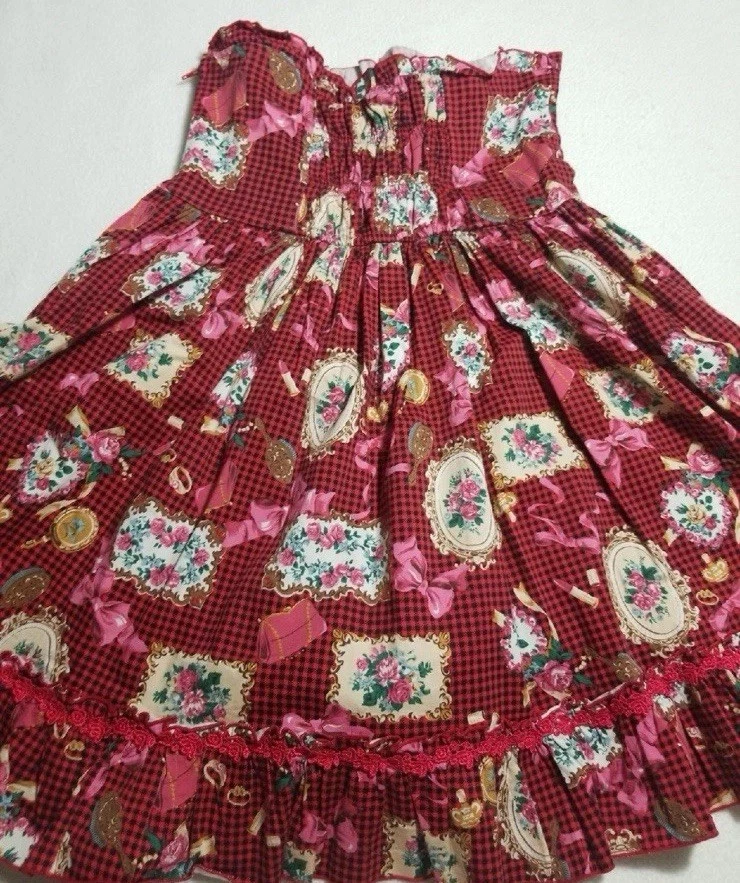 Falda clásica a cuadros Bodyline talla mediana Foto 2 de 3