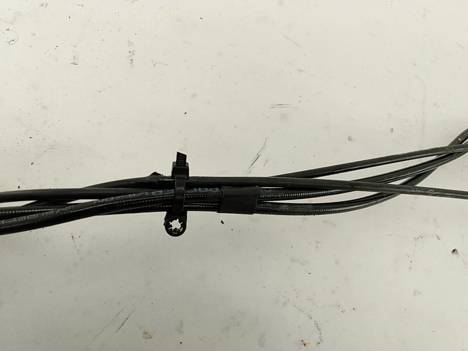 Задний правосторонний откидной шарнир и цилиндр Saab 93 9-3 OG подходят для 1998-2003 годов выпуска - Изображение 4 из 4