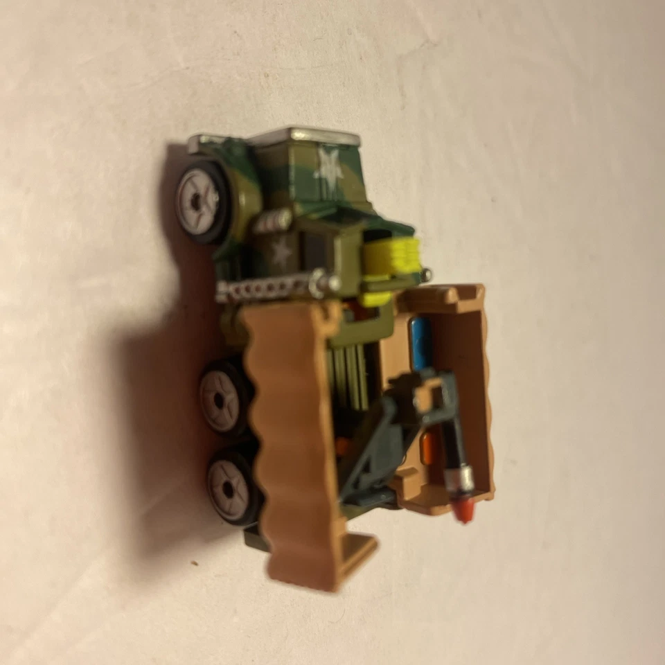 Vintage 1991 Micro Machines Imposters US Army Cargo Truck Galoob HTF Series - Image 3 of 4