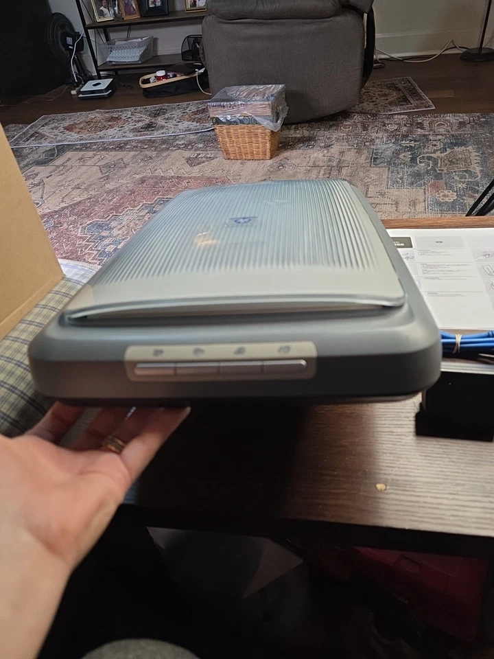 HP ScanJet 3970 Flatbed Scanner, CCD image sensor, 2400 x 2400 dpi opt resolutio - Image 3 of 4