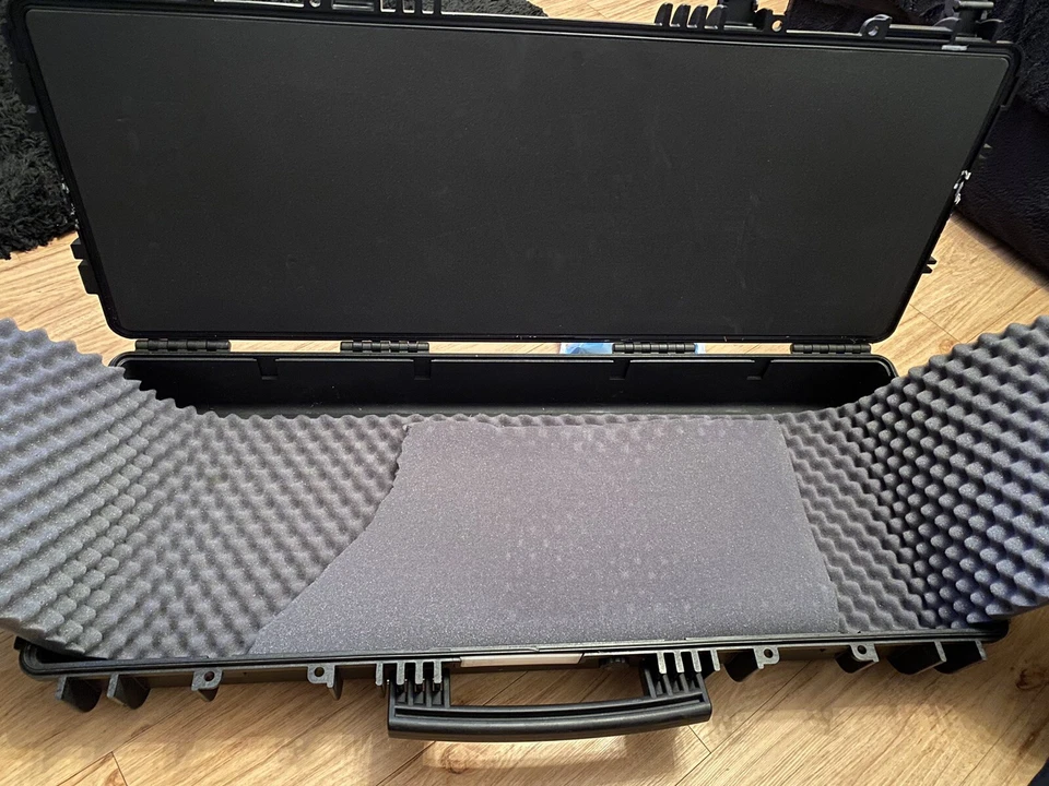 EXPLORER 9413 RIFLE GUN HARD CASE STORAGE CARRY BOX - Image 4 of 4