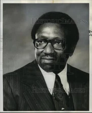 1975 Press Photo James Blair of Fair Housing and Equal Opportunity for H.U.D.