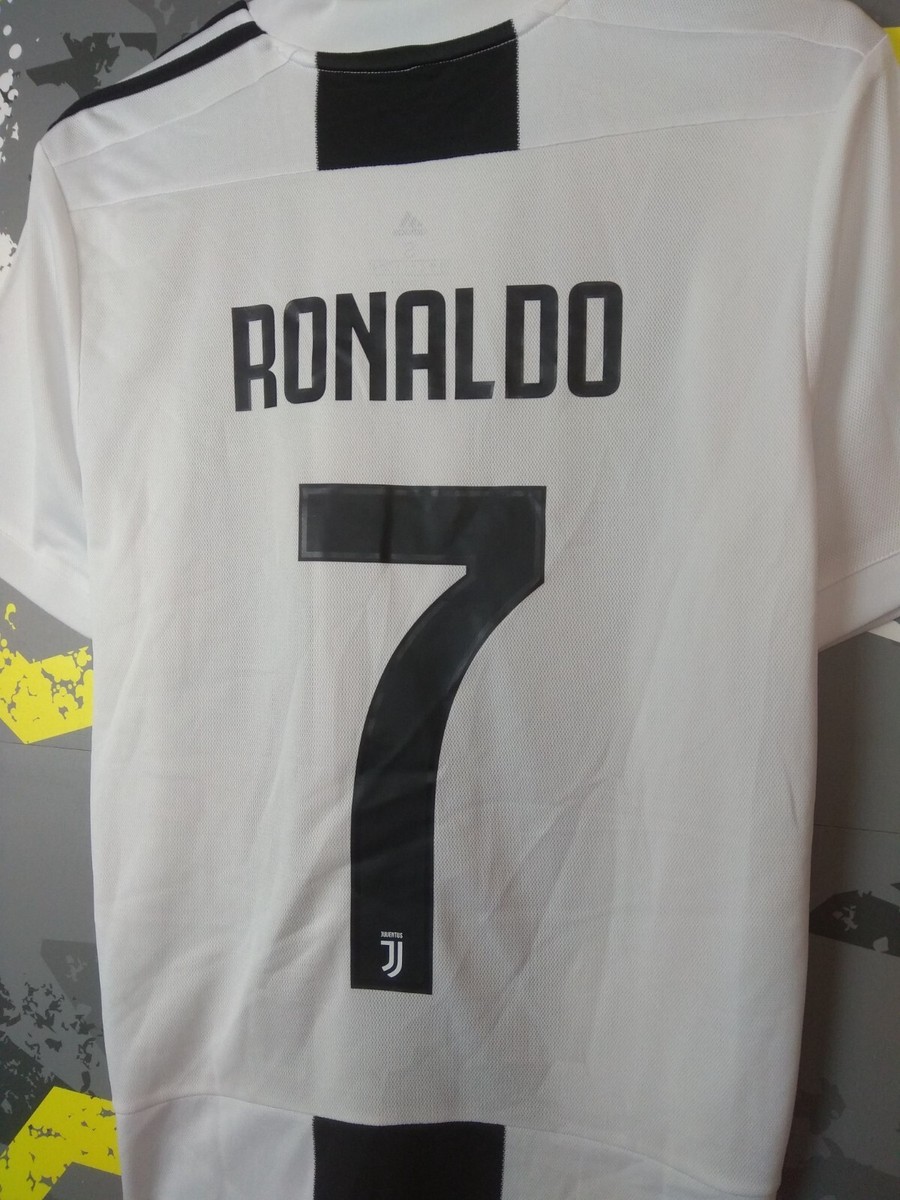 Ronaldo Juventus Home football shirt 2018 - 2019 Adidas CF3489