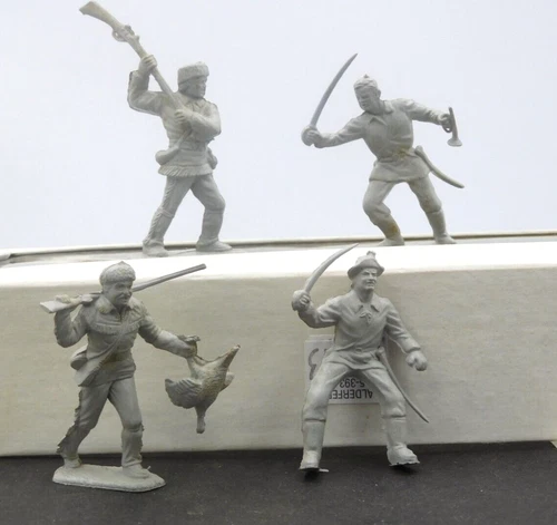 Marx 54mm Pioneers in Sliver Four Different